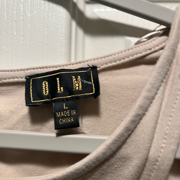 Brand new quality material body suit with cut-out shoulder (L) - Picture 3 of 7